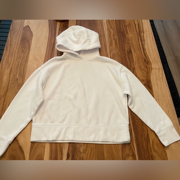 Zara 🤍🤍 Cropped Hooded Seeatshirt - Size M - Picture 4 of 7